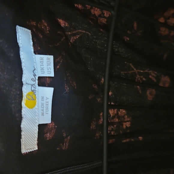 Boden Floral Long Sleeve Dress with Belt - Picture 2 of 8